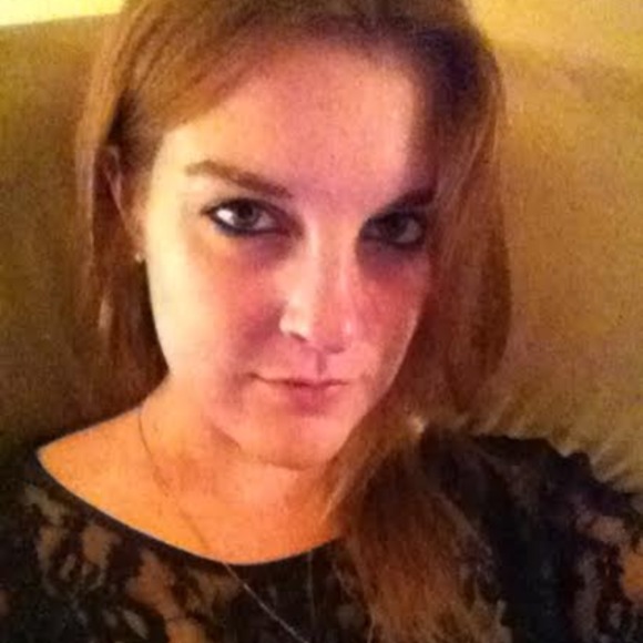 Meet your Posher, Erica - Picture 1 of 1